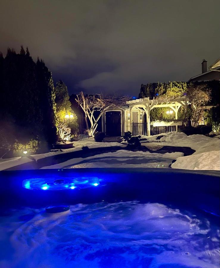 A Vista Villa Couples Retreat Kelowna Zewnętrze zdjęcie