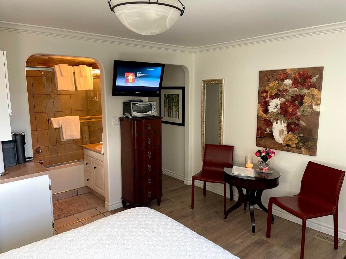 A Vista Villa Couples Retreat Kelowna Zewnętrze zdjęcie