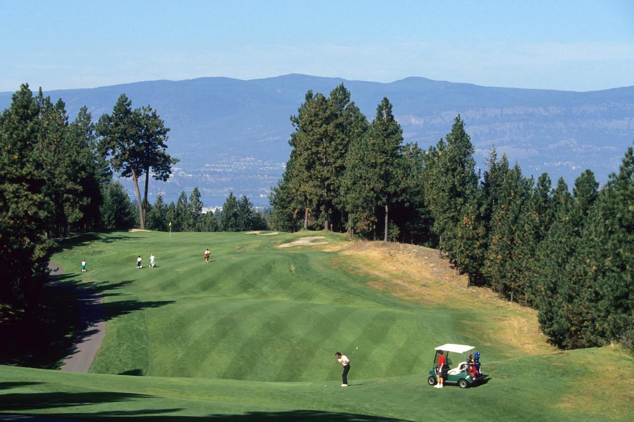 A Vista Villa Couples Retreat Kelowna Zewnętrze zdjęcie
